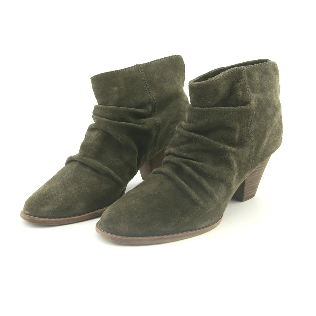 Cozy Boots Low Profile SALENDID .