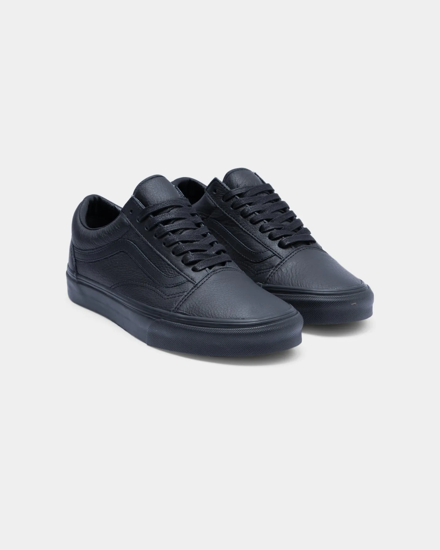 Distinctive flair Vans Men's Old Skool (Leather) Black/Black