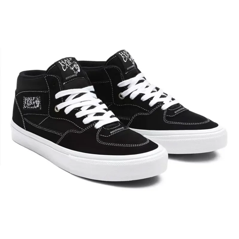 Vans - Skate Half Cab (Black/White) Grip Design Street Action