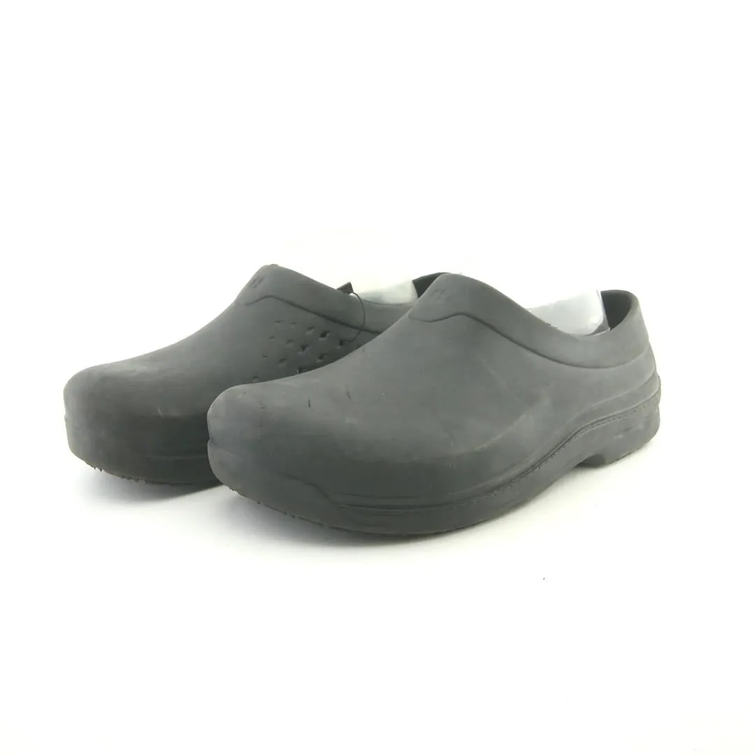 Storm Step Pull Step SHOES FOR CREWS  RADIUM