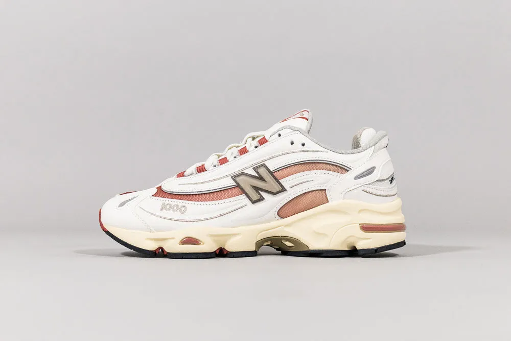 morning runner New Balance 1000 Astro Dust