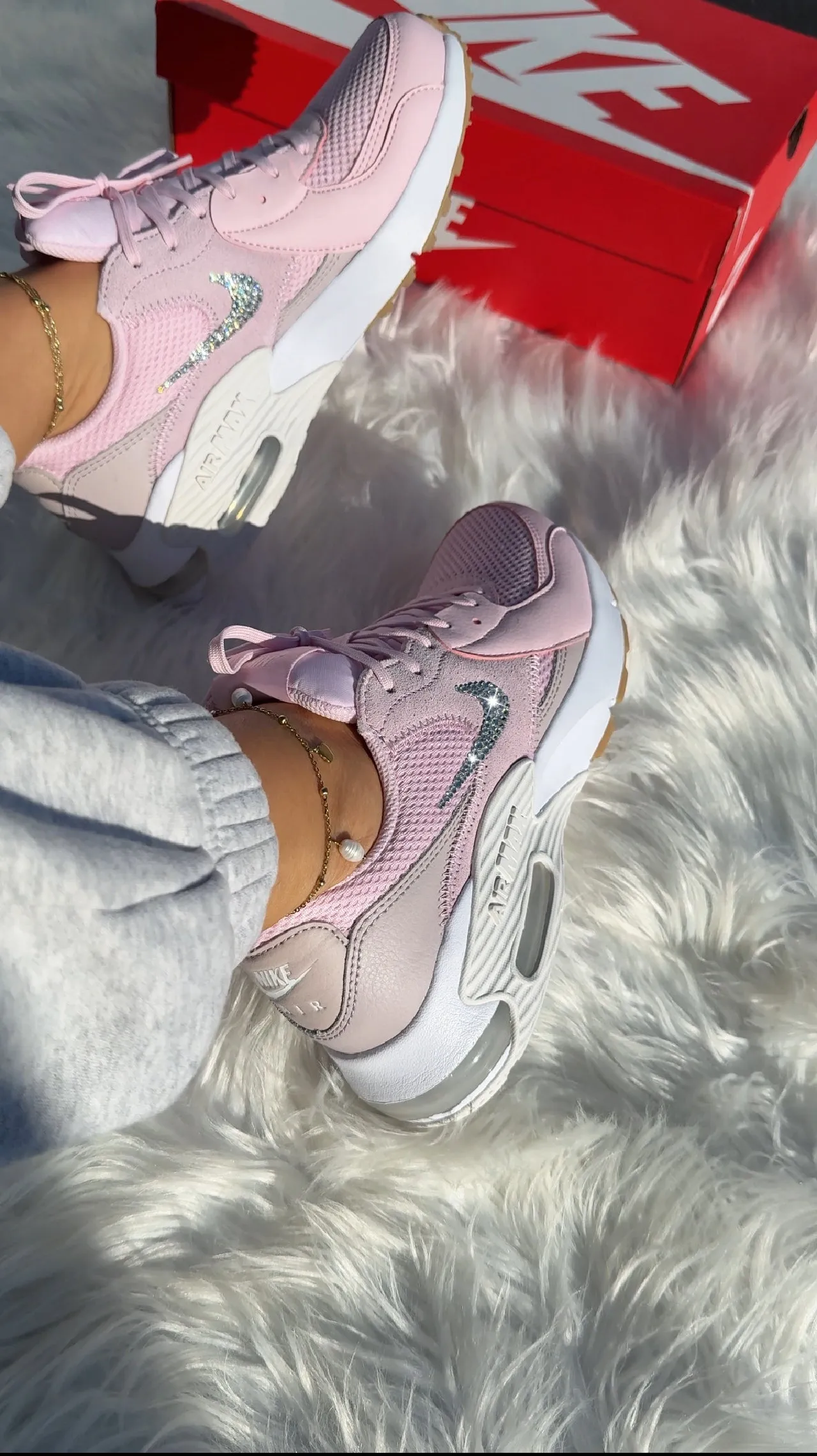 Chill Walk ?NEW?Baby Pink Nike Swarovski Womens Nike Air Max