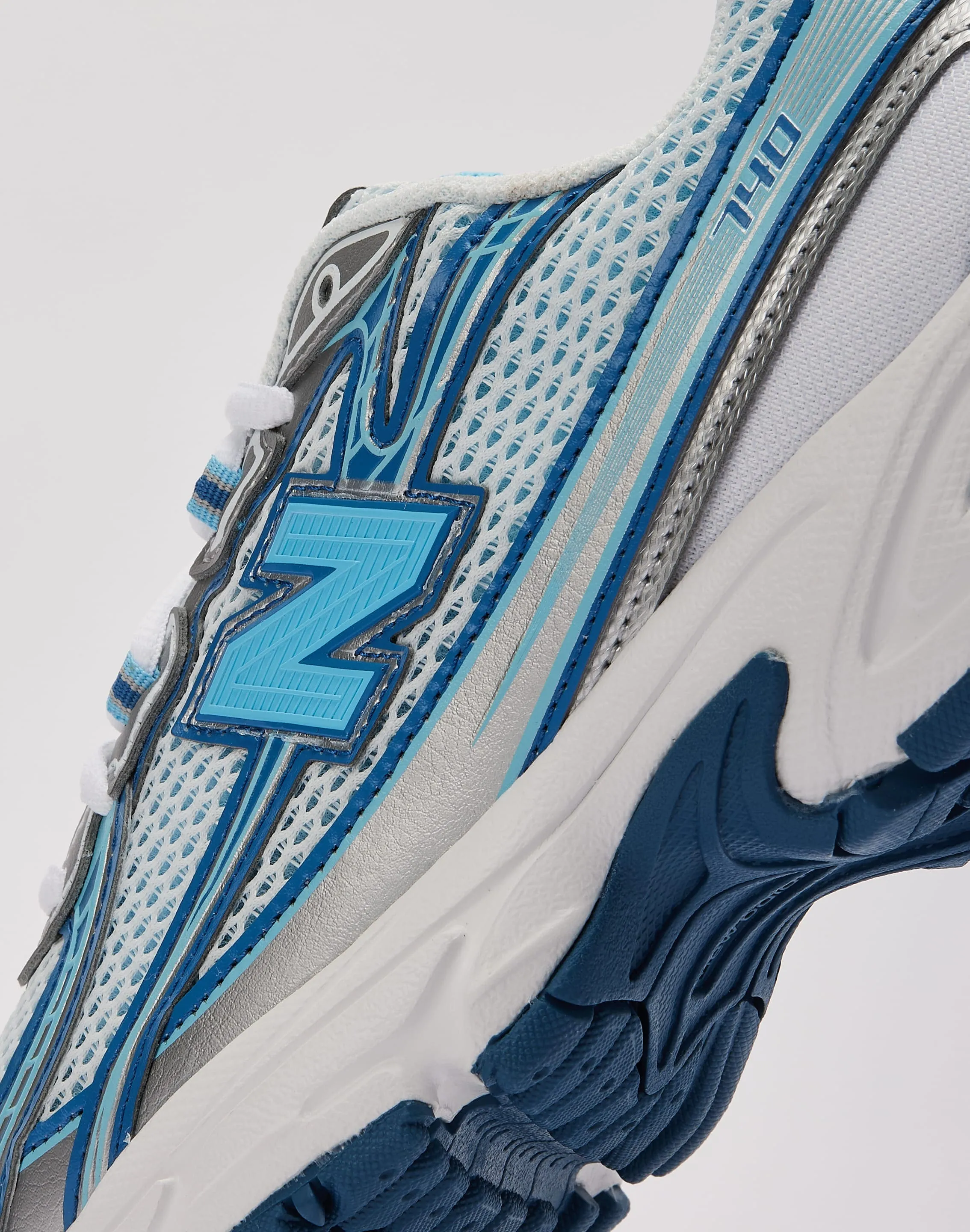 anti - slip shoes single - layer sole shoes New Balance 740