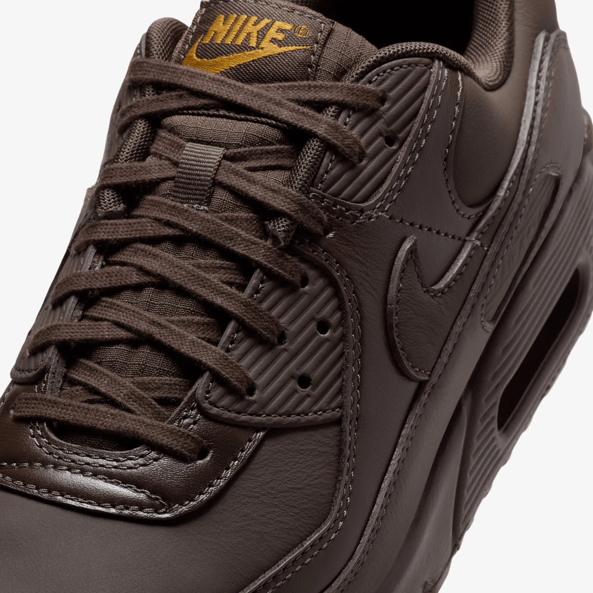 Nike | AIR MAX 90 ESS  { BAROQUE BROWN/BAROQUE BROWN-DESERT OCHRE Fashion Accent