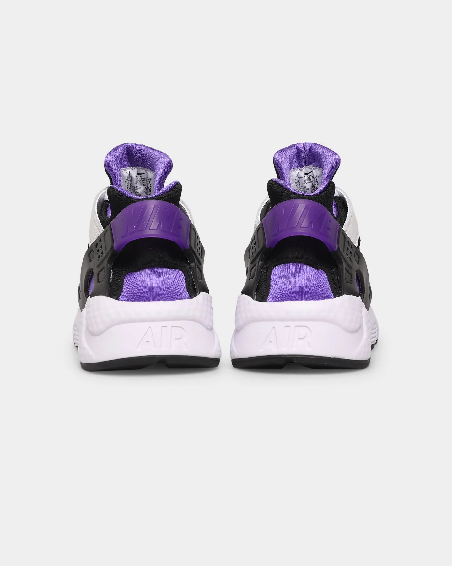 Nike Air Huarache White/Black Feather Light Travel Enthusiasts Angel Glow