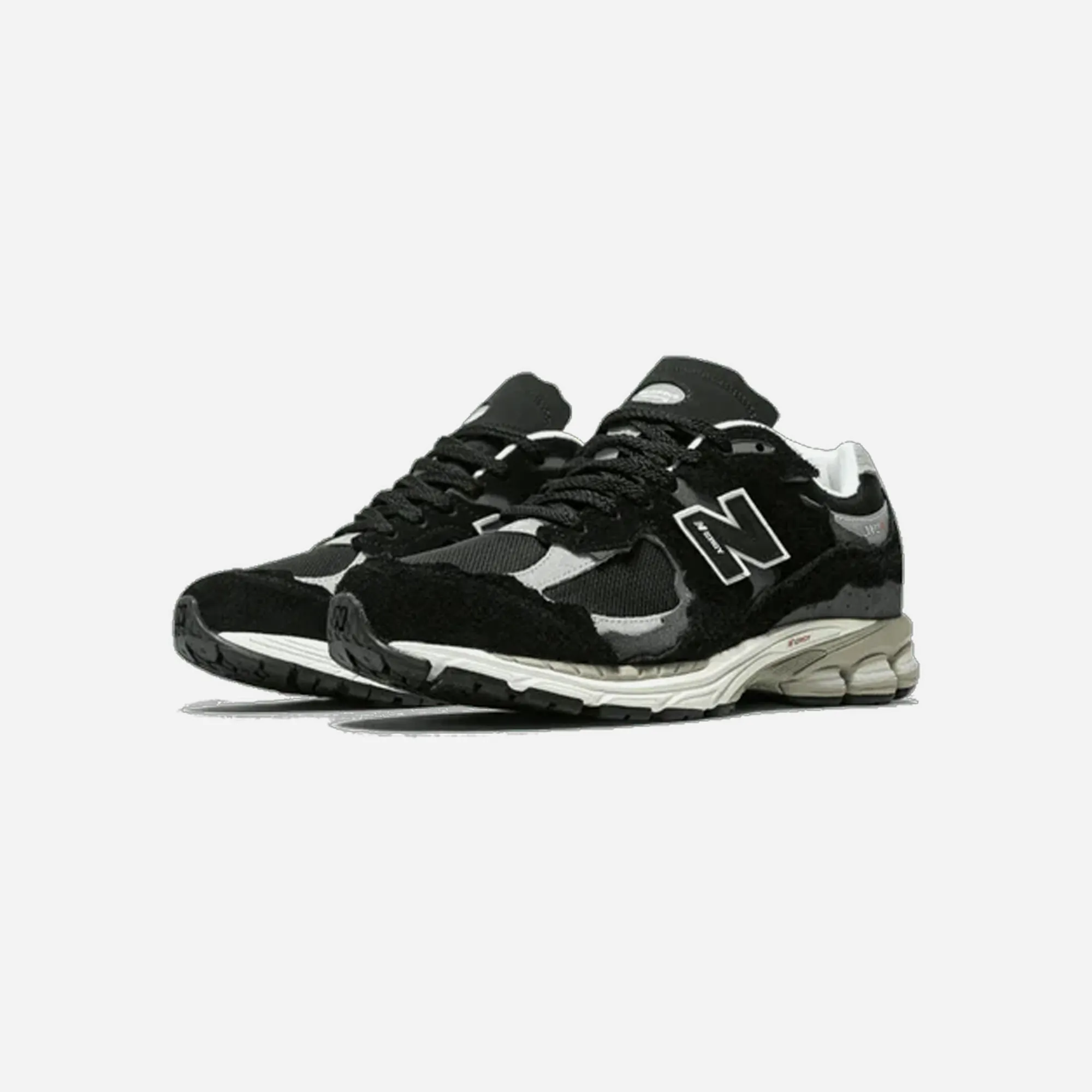wide - width shoe option Marathon New Balance 2002R Protection Pack Black Grey