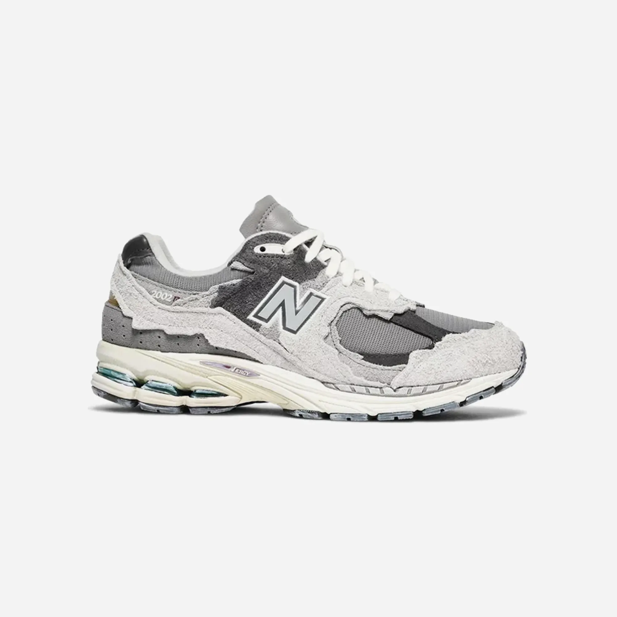 Springy New Balance 2002R Protection Pack Rain Cloud