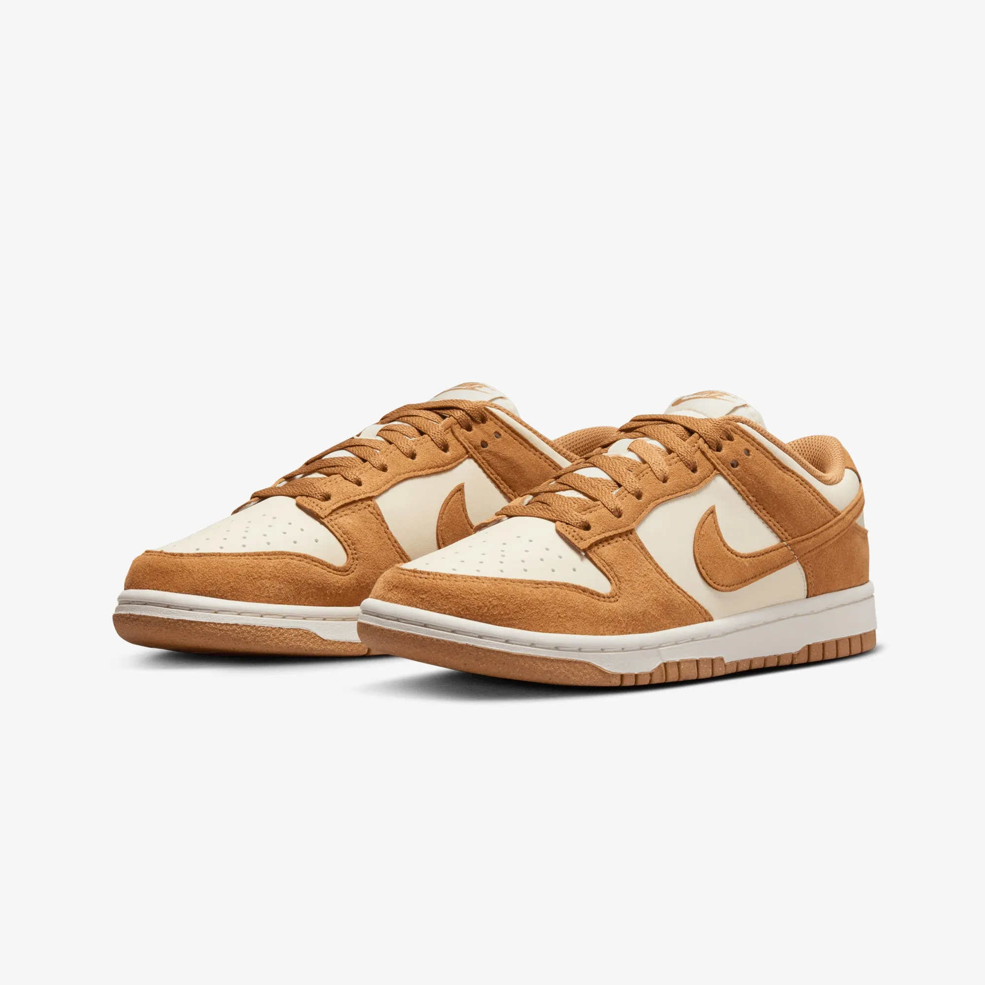 Soft Soles Light support NIKE | DUNK LOW { COCONUT MILK/FLAX-SAIL