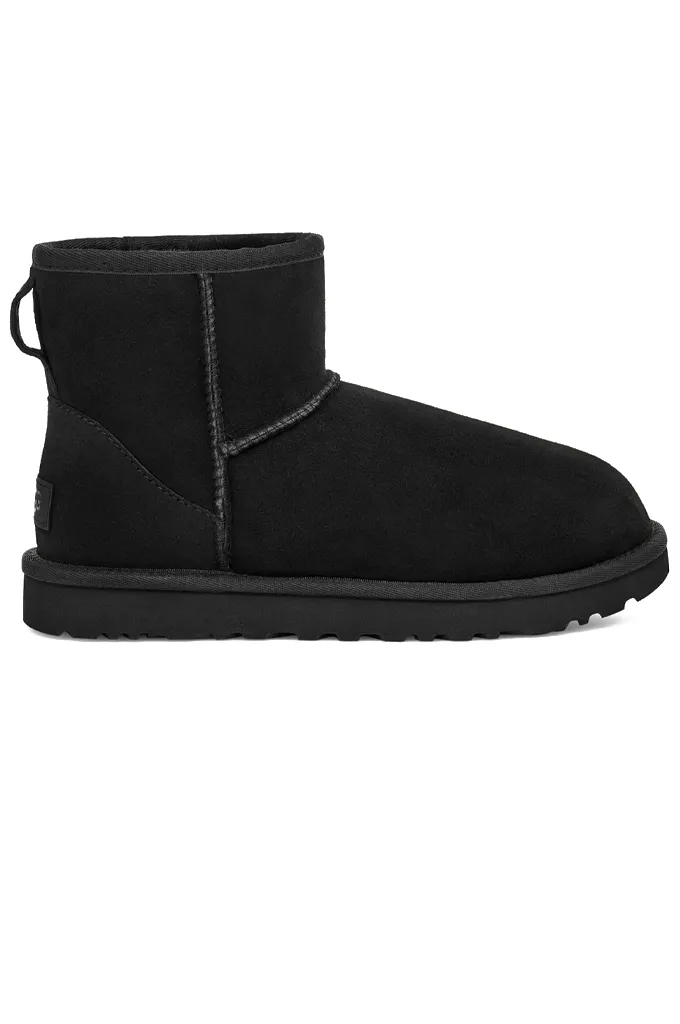 Fashion Forward Comfort   cushion UGG Women's Classic Mini II Boots