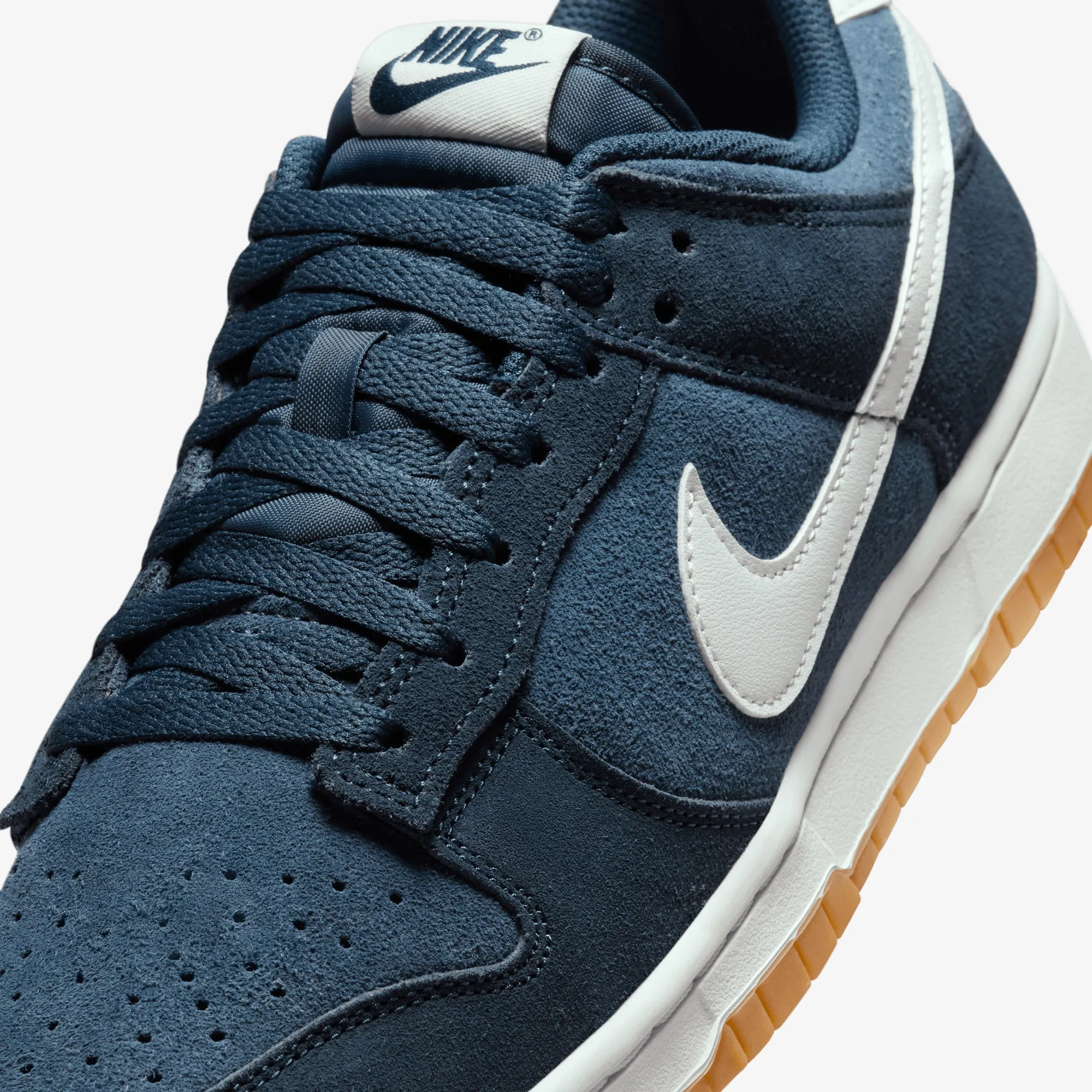 Neutral Pronation Support Luxurious design NIKE | DUNK LOW RETRO SE { ARMORY NAVY/SUMMIT WHITE-MONSOON BLUE