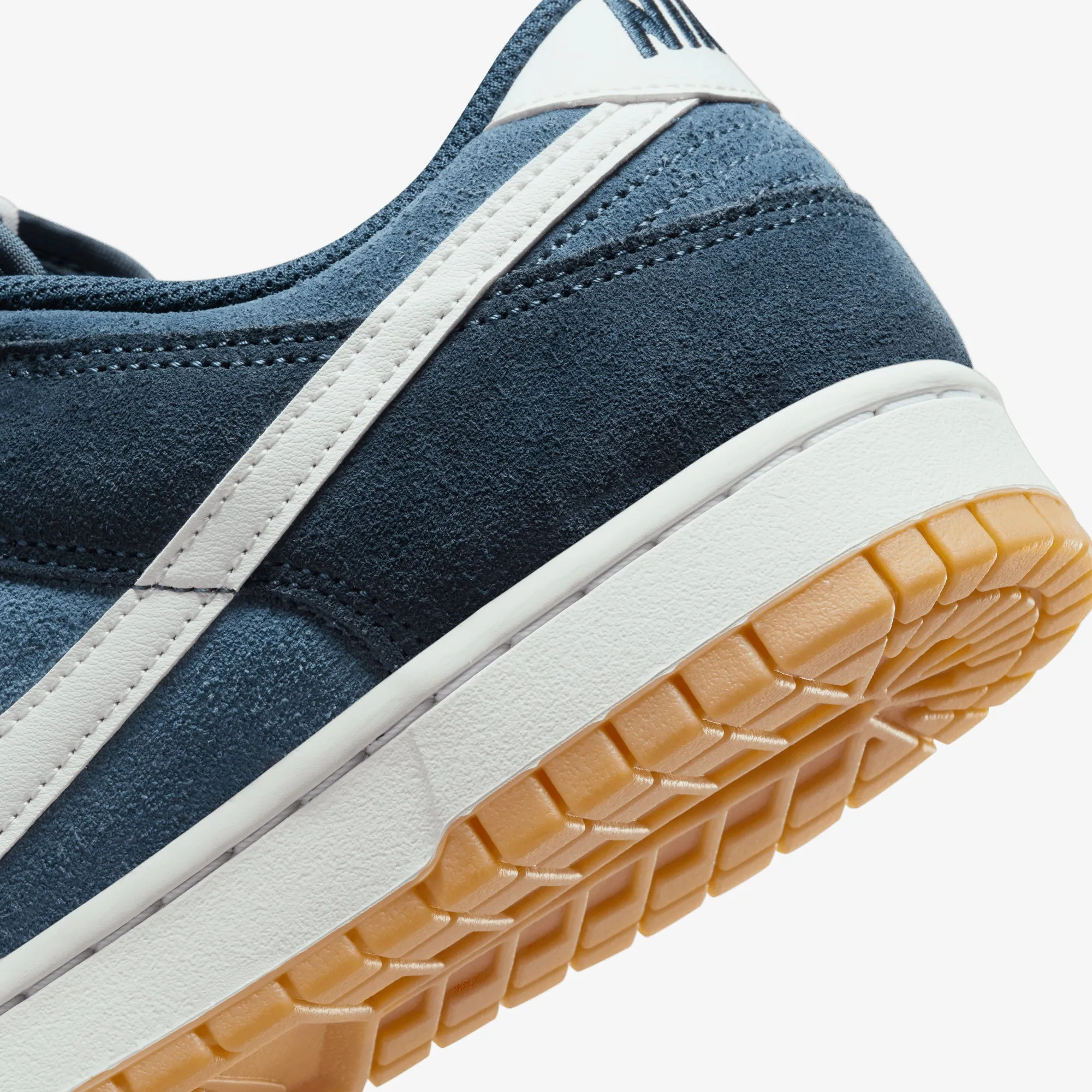 NIKE | DUNK LOW RETRO SE { ARMORY NAVY/SUMMIT WHITE-MONSOON BLUE Thermoplastic Heel Stabilizers