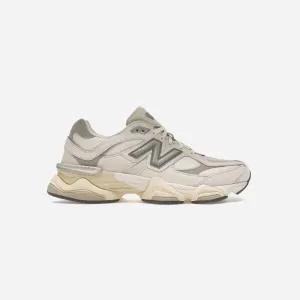 New Balance 9060 Moonbeam Sea Salt running in spring shoes