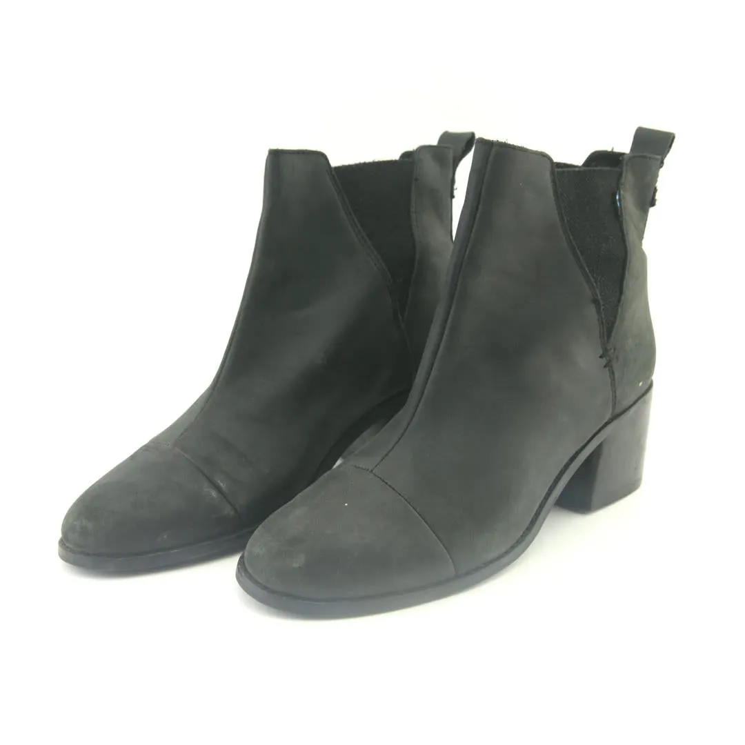 TOMS ESME Minimal Touch Chic Winter Boots