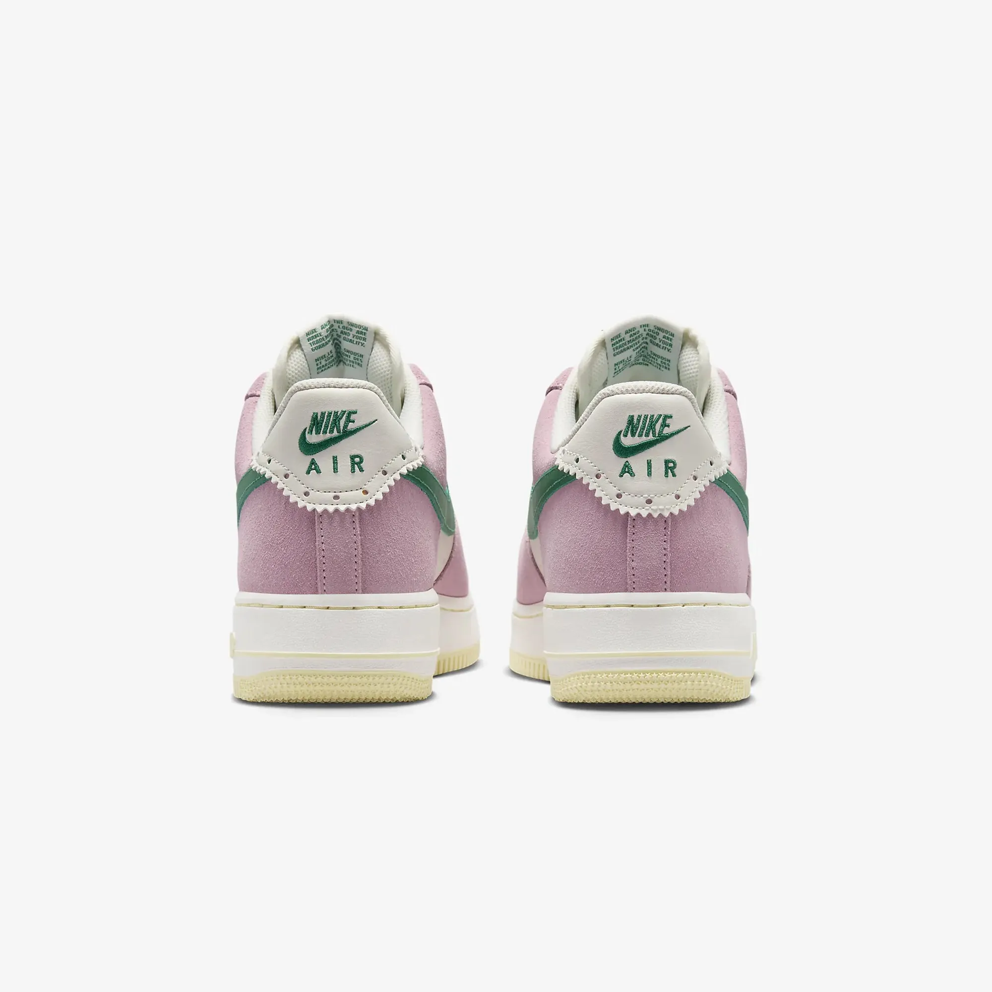 Nike | AIR FORCE 1 '07 LV8 { SAIL/MALACHITE-MED SOFT PINK-ALABASTER Natural Stride