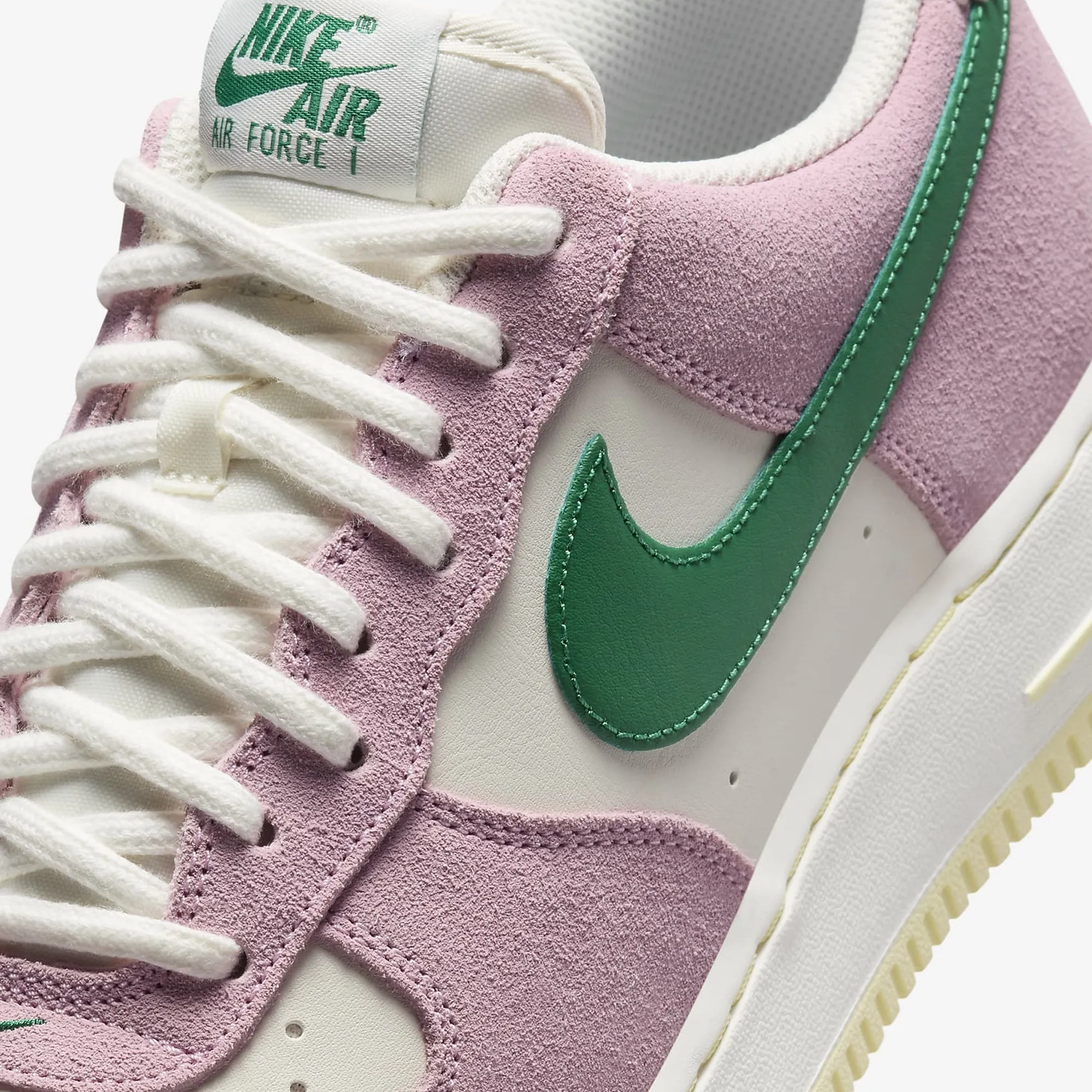 Nike | AIR FORCE 1 '07 LV8 { SAIL/MALACHITE-MED SOFT PINK-ALABASTER Impact Safe Lateral Support