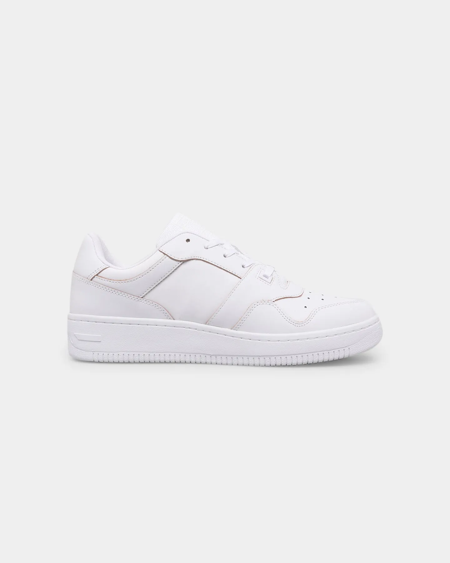 Gold Tone All Weather Urban Walkers Tommy Jeans Etch Basket Whte