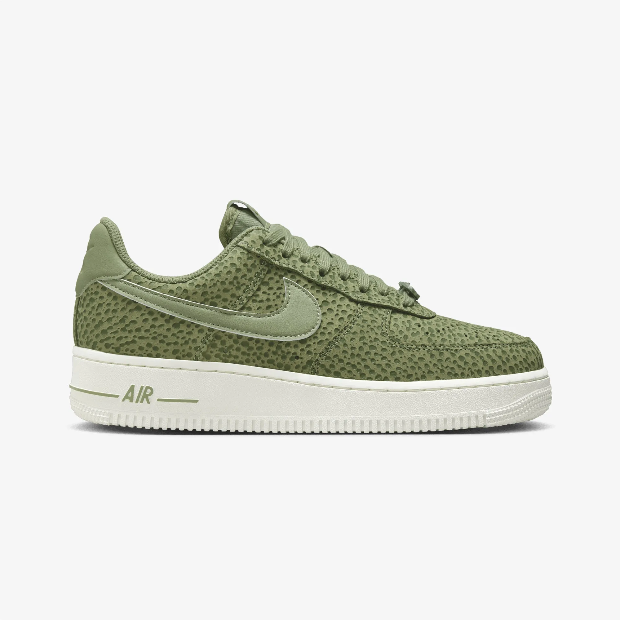 Nike | AIR FORCE 1 '07 PREMIUM { SESAME/OIL GREEN-LIGHT BONE Abrasion Resistant Materials Ergonomic Contour