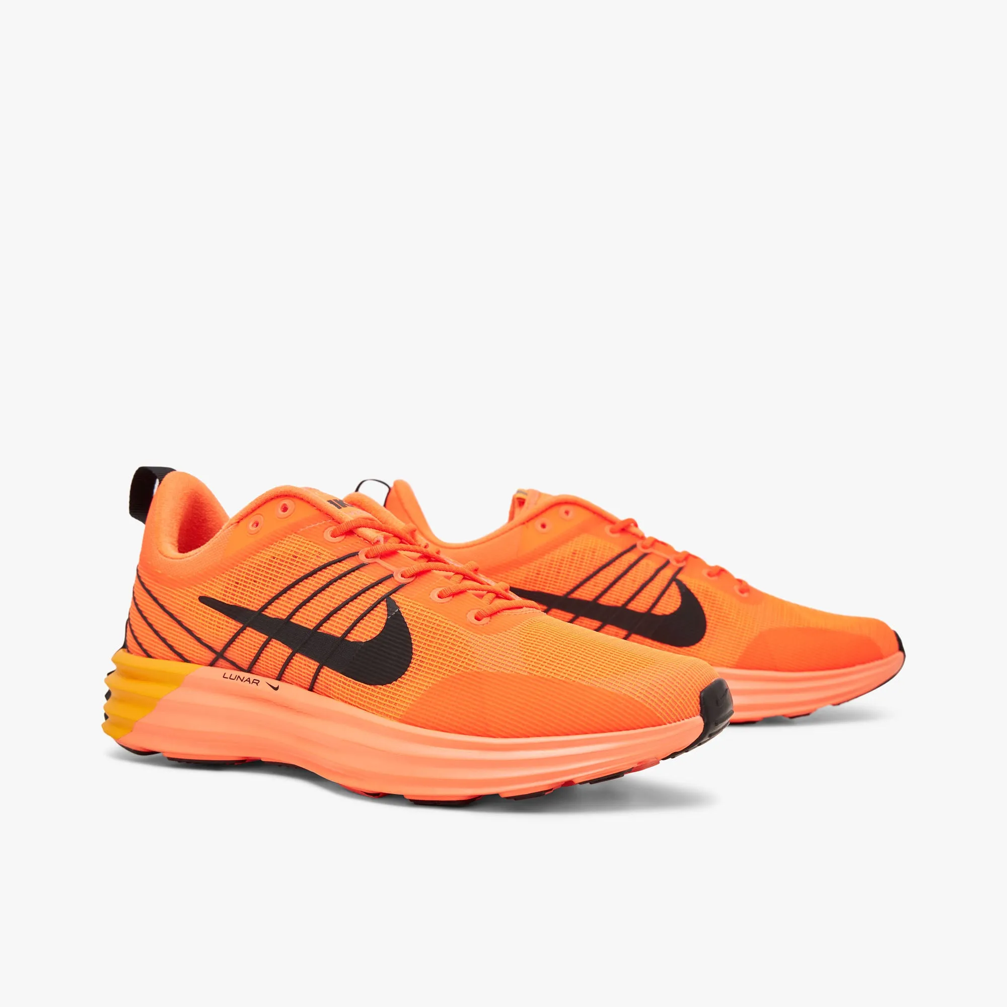 Spring Ready Nike Lunar Roam Hyper Crimson / Black - Sundial