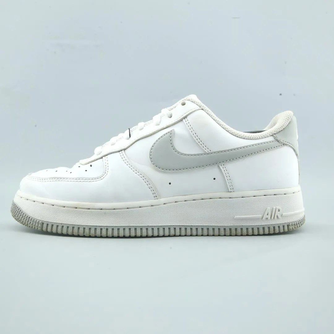 Understated Style Reel Fit NIKE AIR FORCE 1 LOW '07