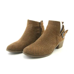 UNIVERSAL THREAD . Clean Layers