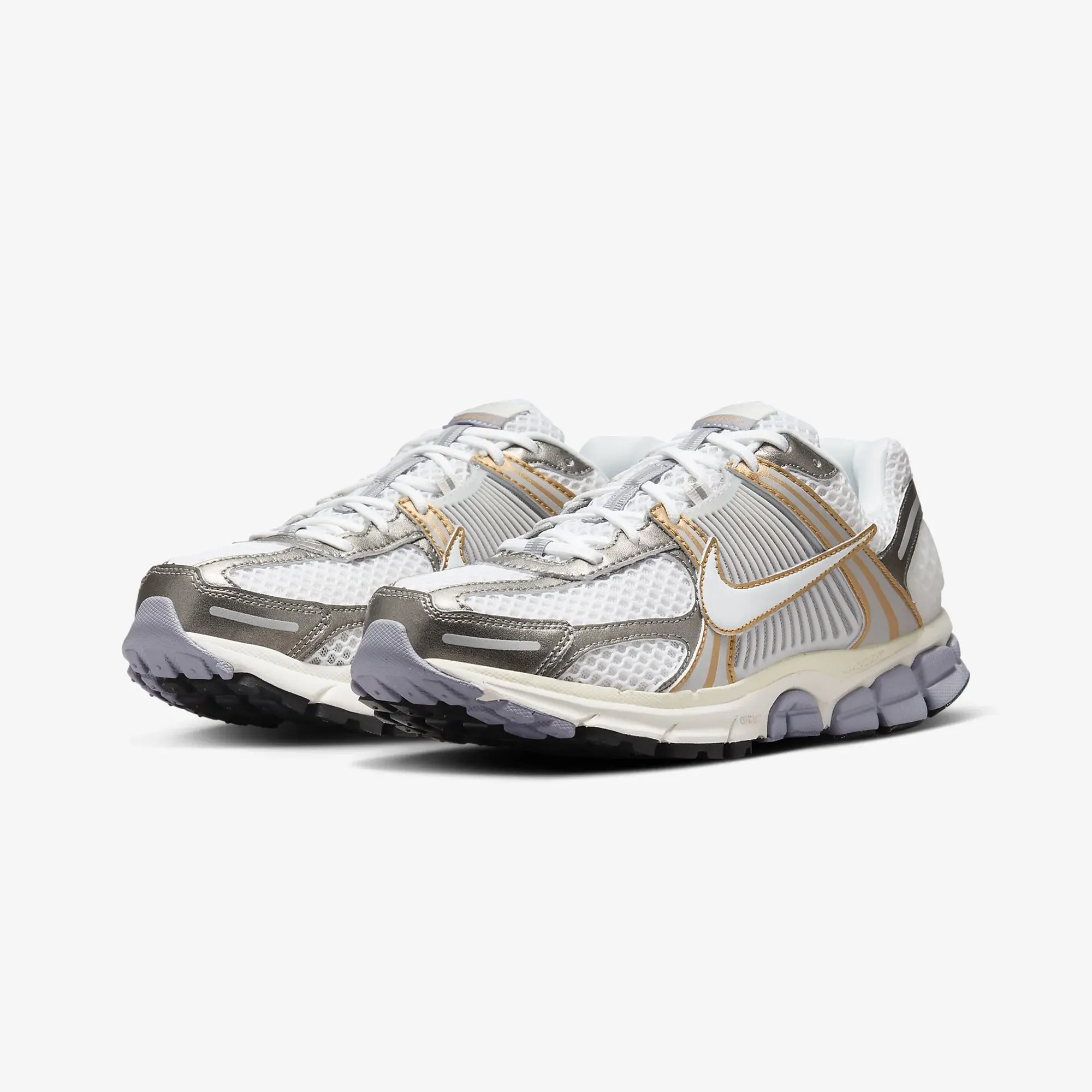 NIKE | ZOOM VOMERO 5 { PLATINUM TINT/WHITE-MTLC PEWTER Classic Activity