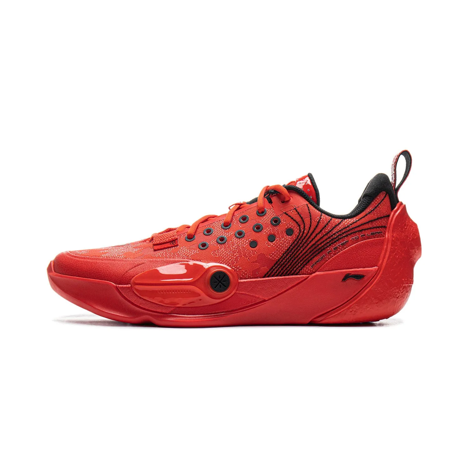 Wade All City 13 "Flame" Asymmetrical Collar Design Adaptive Cushioning System