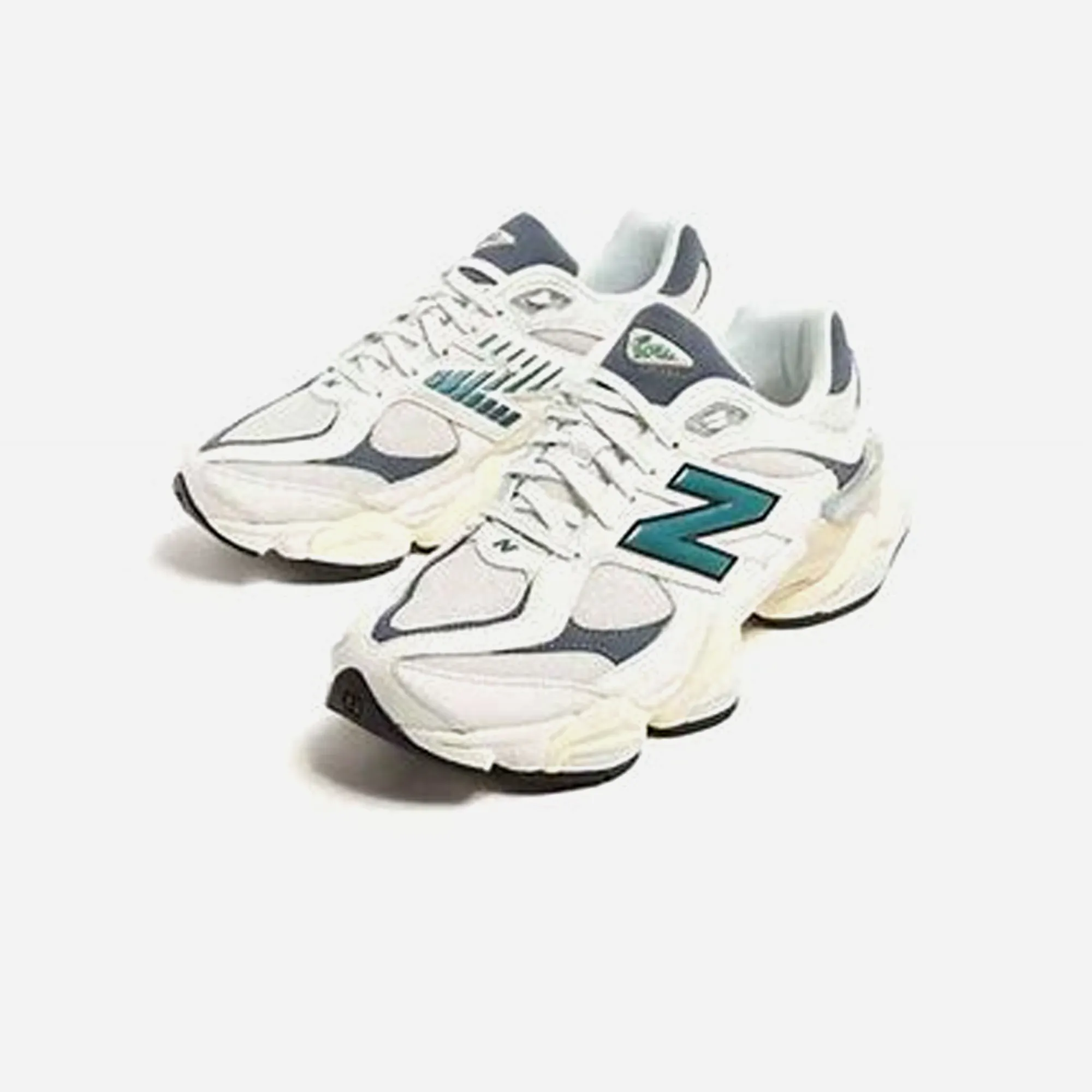 Ventilation holes increased endurance New Balance 9060 New Spruce