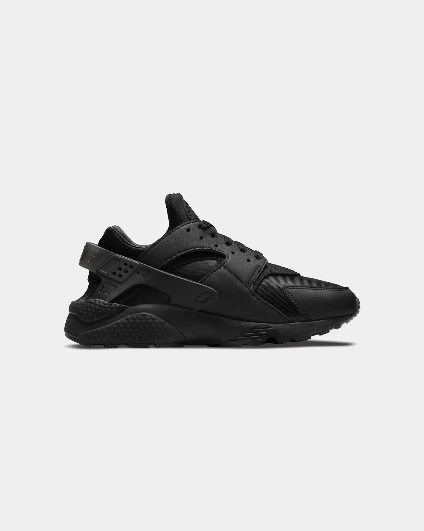 Eco Friendly Backpacking Trip Nike Air Huarache Black/Black
