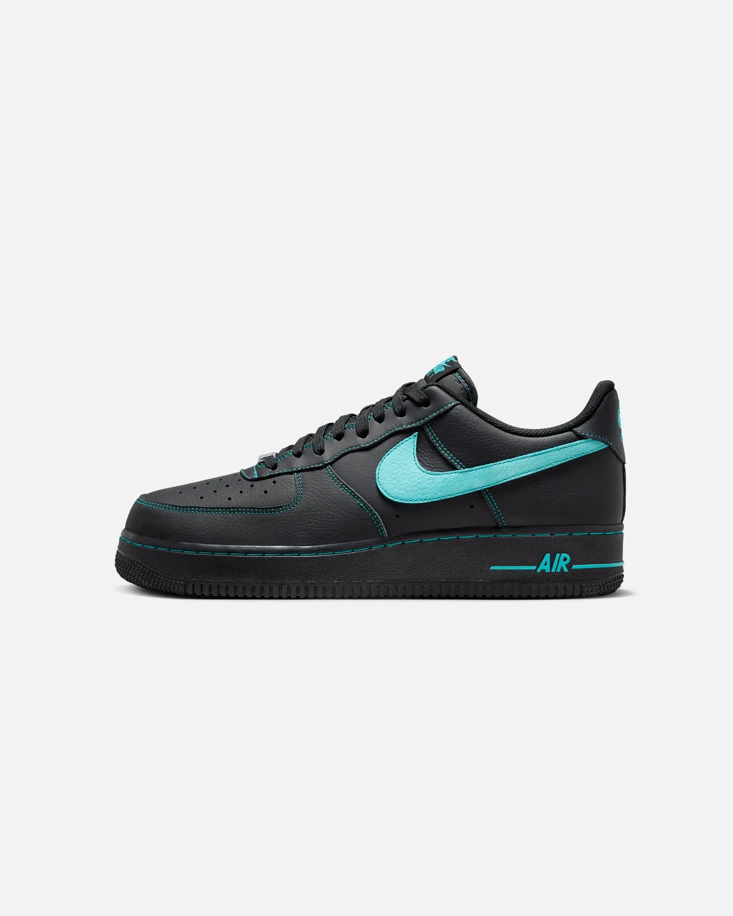 Nike Air Force 1 '07 LV8 Black/Cactus/White Waterproof Travel Light