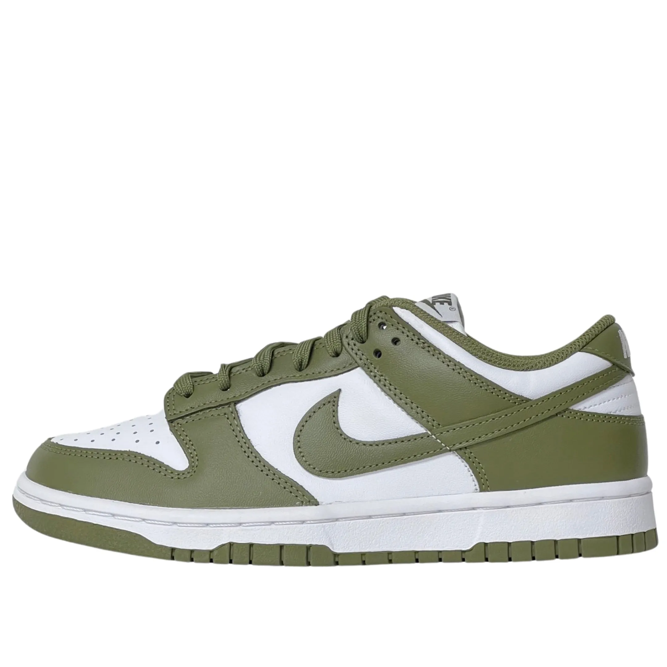 Stretch Step Urban Wear WMNS Nike Dunk Low Medium Olive