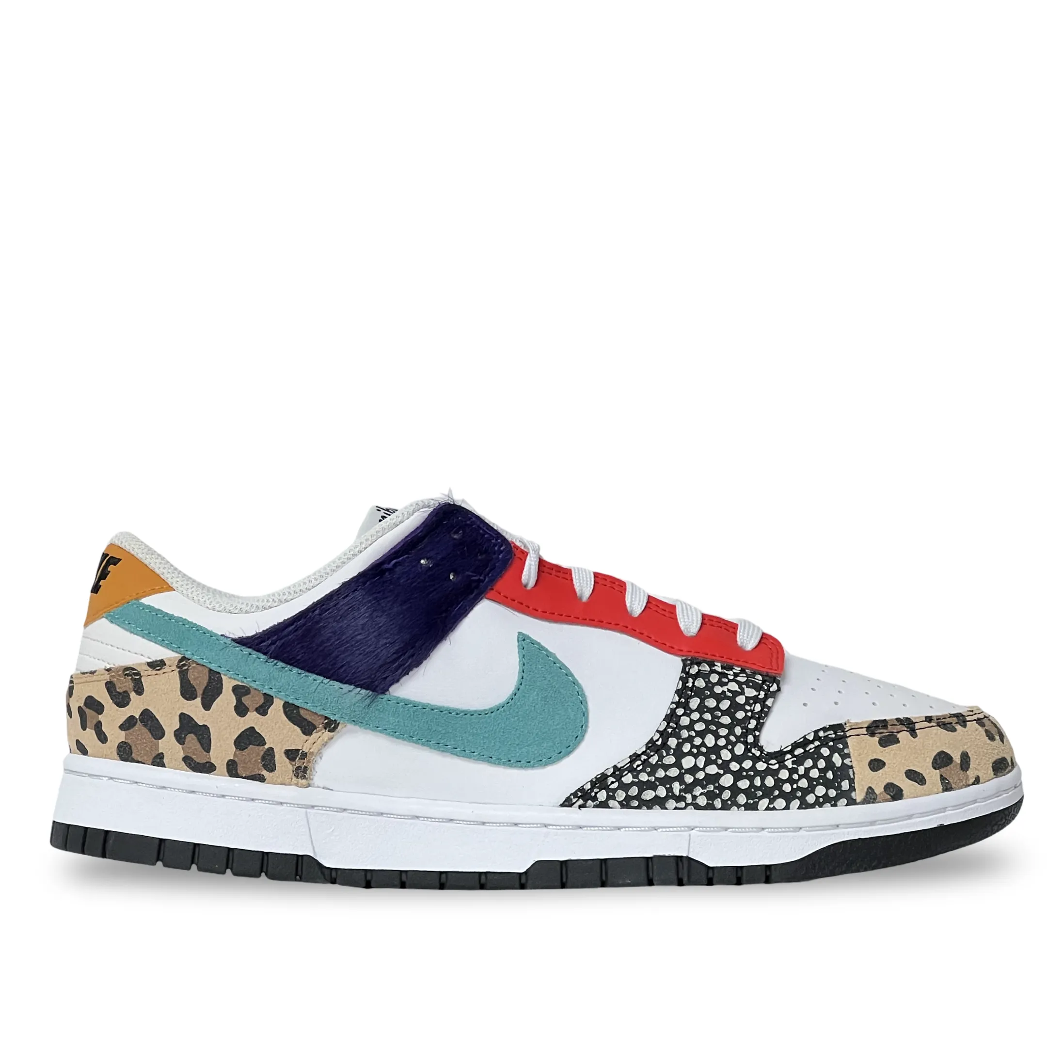 WMNS Nike Dunk Low SE Safari Mix Contemporary Fit Fit Flex