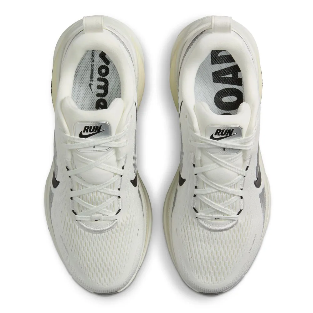 Women's Nike Vomero 18 Enhanced silhouette Light support