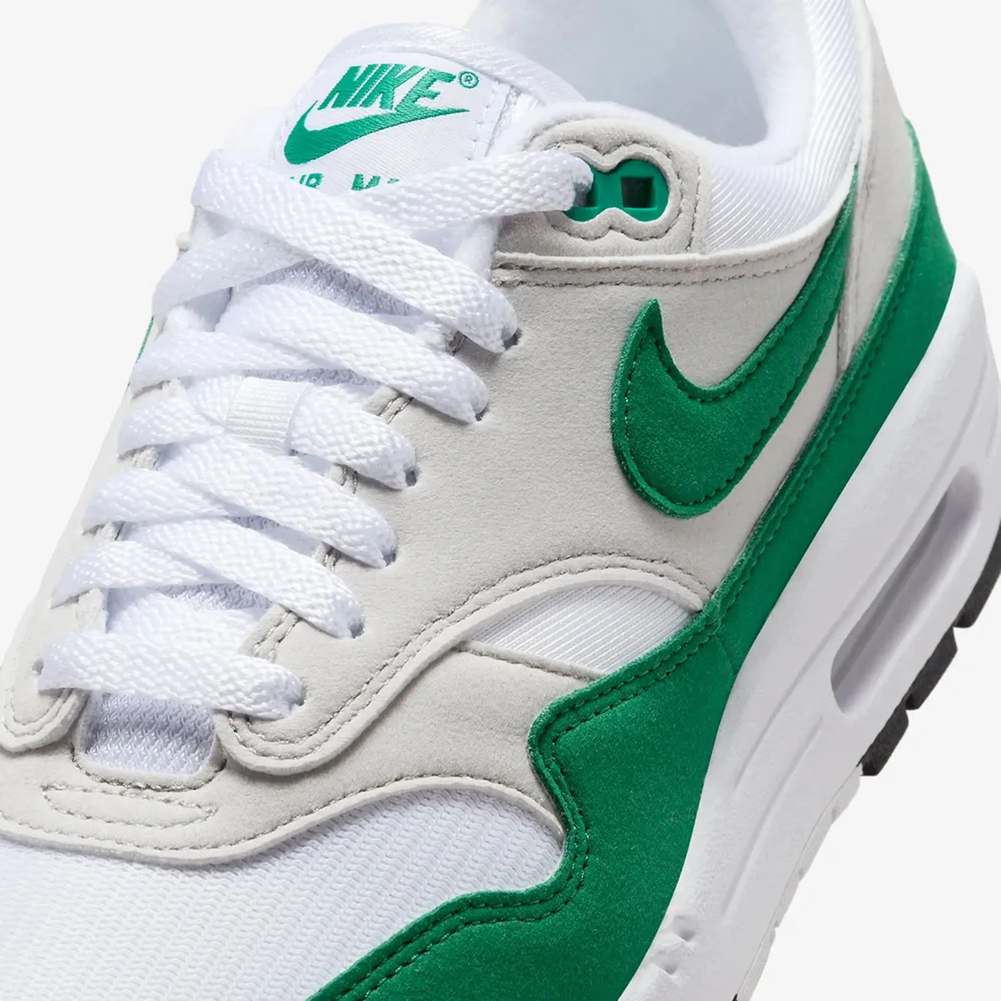 Nike | AIR MAX 1  { NEUTRAL GREY/MALACHITE-WHITE-BLACK Sculpted stability