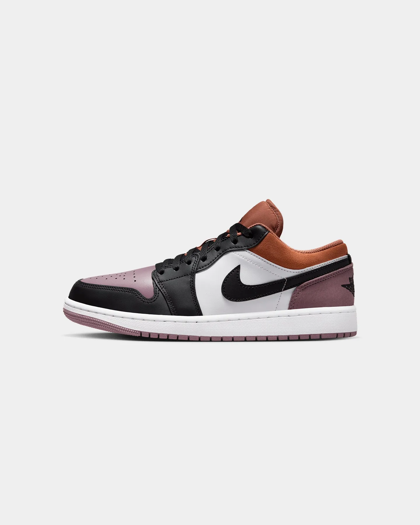Hot Day Jordan Air Jordan 1 Low SE "Sky Mauve" White/Black/Sky