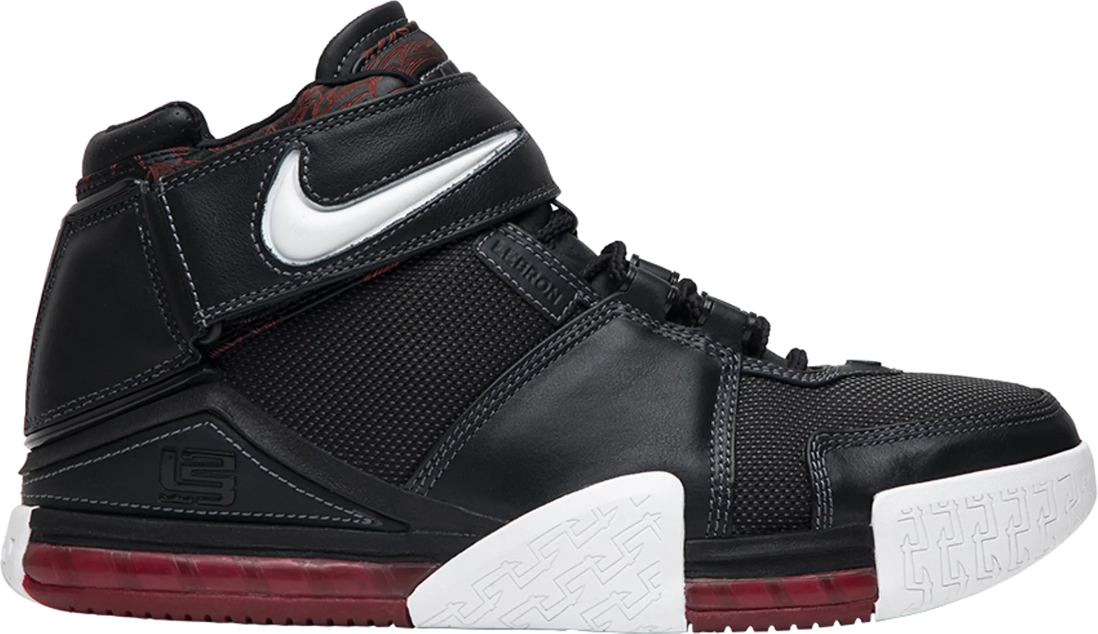 Asymmetric Lacing Designs Zoom LeBron 2 - 309378 011